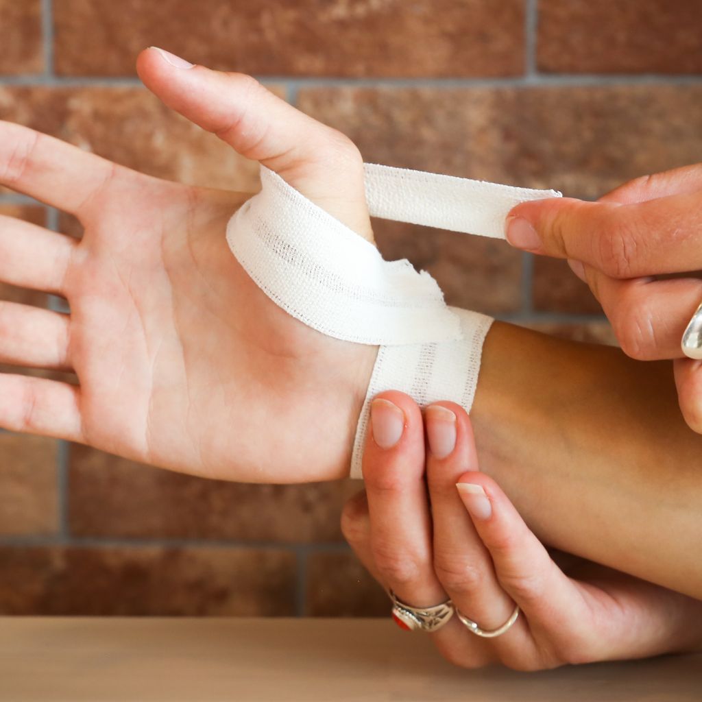Le strapping : qu'est-ce que c'est ? Comment réaliser un bandage ?