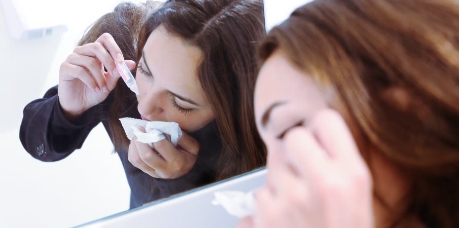 Comment se nettoyer le nez avec du sérum physiologique ?